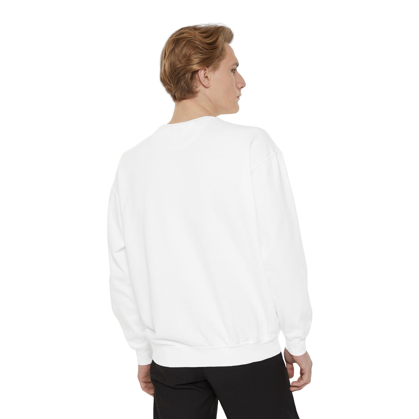 Cozy Unisex Garment-Dyed Sweatshirt - Casual Comfort for Every Occasion