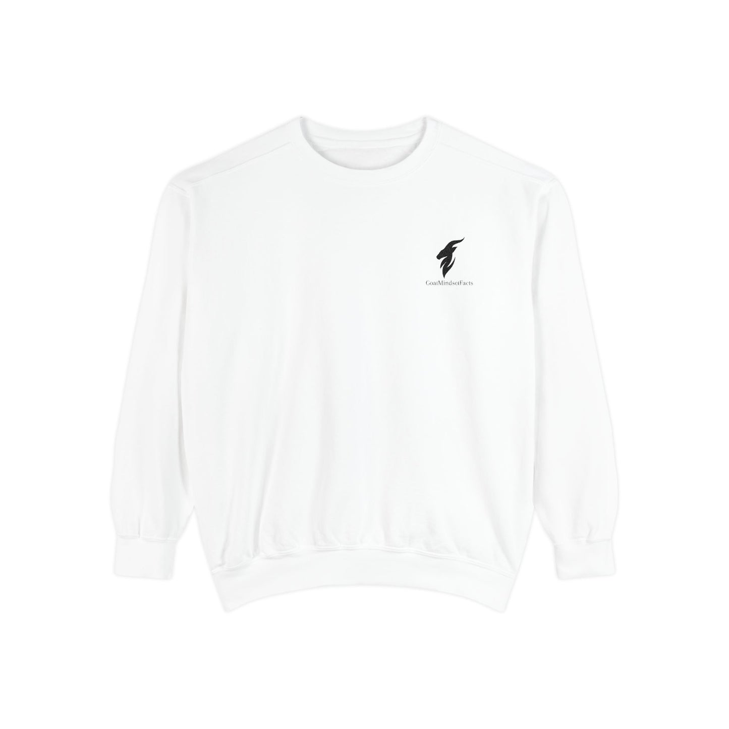Cozy Unisex Garment-Dyed Sweatshirt - Casual Comfort for Every Occasion